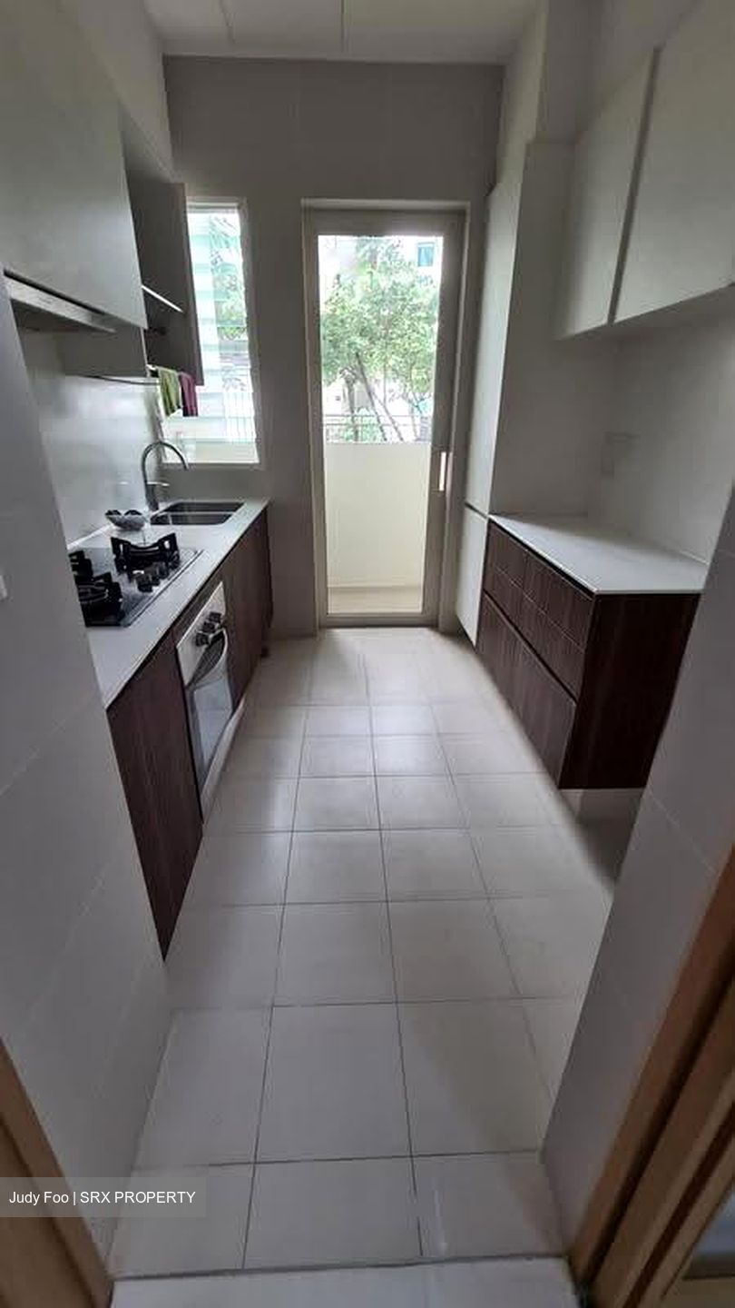 Vacanza @ East (D14), Condominium #631070541